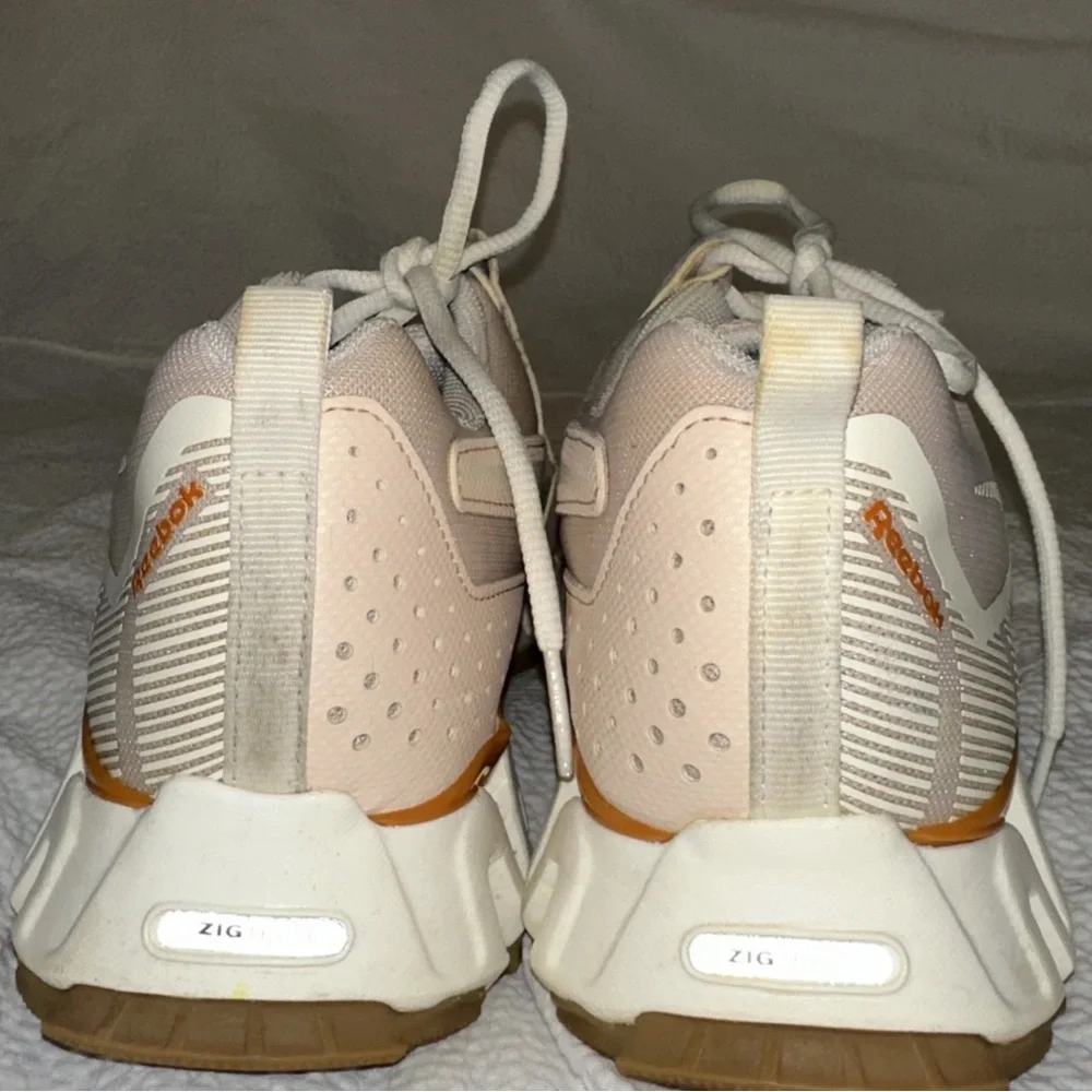 Reebok. Women's ZigWild Trail 6 Shoes Sz Wms 9‎ Soft Ecru